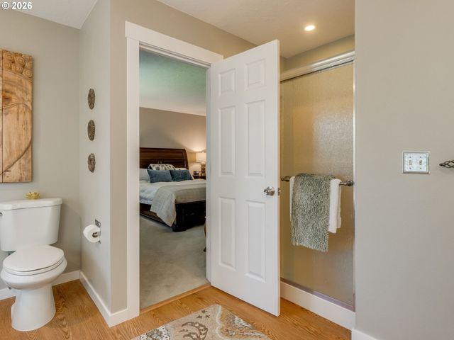 16843 Nw YORKTOWN Dr, Beaverton, OR 97006