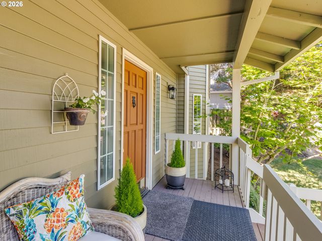 16843 Nw YORKTOWN Dr, Beaverton, OR 97006