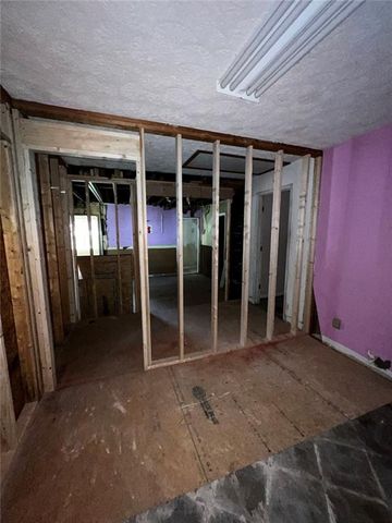 6 Green Acre NE Road, Rome, GA 30165