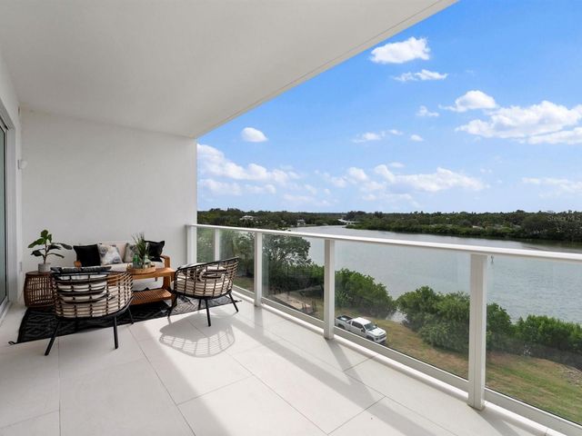 1020 SUNSET POINT ROAD 410, Clearwater, FL 33755