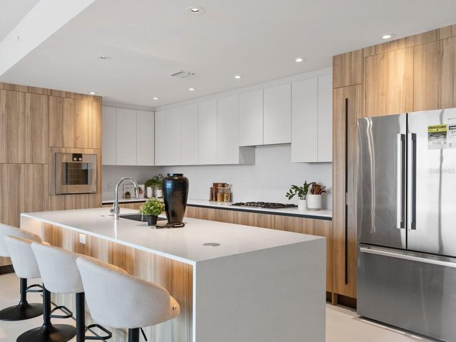 1020 SUNSET POINT ROAD 410, Clearwater, FL 33755