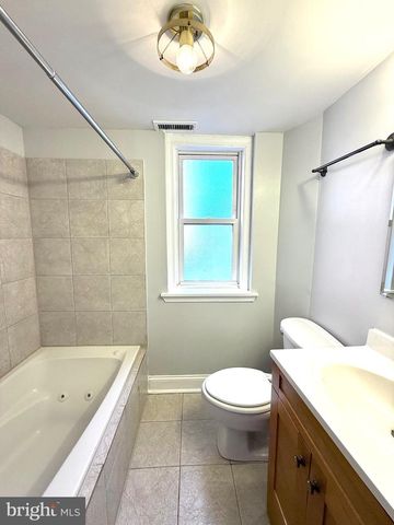 1769-00 FRANKFORD AVE, Philadelphia, PA 19125