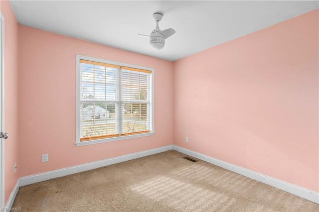 2829 Old US Highway 421 W, Yadkinville, NC 27055