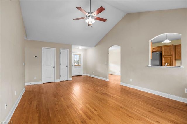 2829 Old US Highway 421 W, Yadkinville, NC 27055