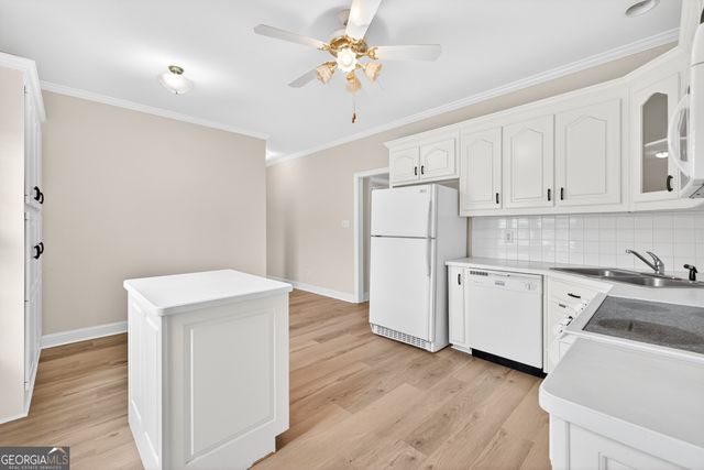 2150 Stockton Walk Way, Snellville, GA 30078