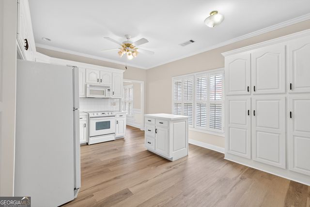 2150 Stockton Walk Way, Snellville, GA 30078