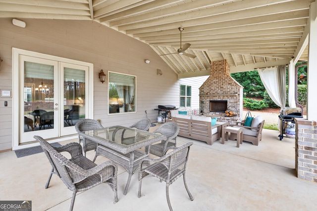 6509 Snug Harbor Court, Flowery Branch, GA 30542