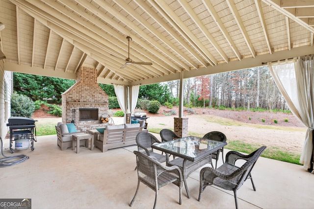 6509 Snug Harbor Court, Flowery Branch, GA 30542