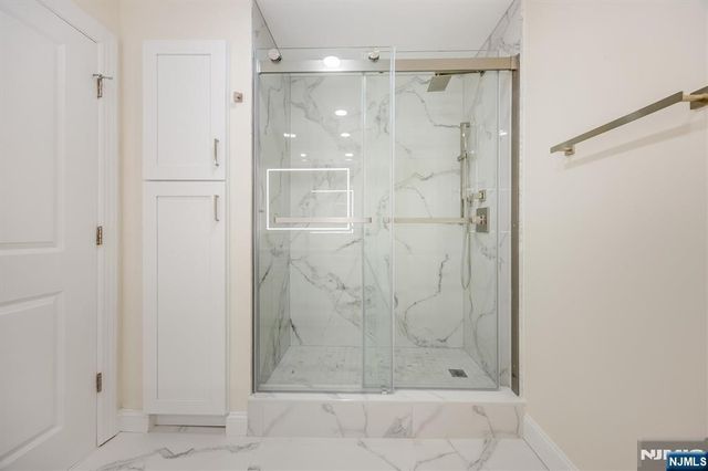 6315 City Place, Edgewater, NJ 07020