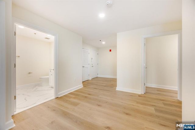 6315 City Place, Edgewater, NJ 07020