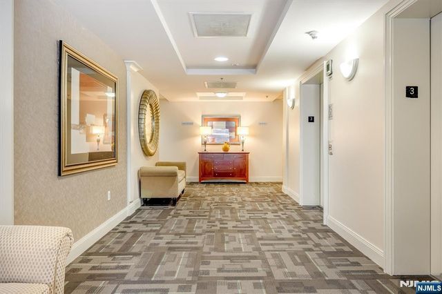 6315 City Place, Edgewater, NJ 07020