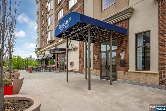 6315 City Place, Edgewater, NJ 07020