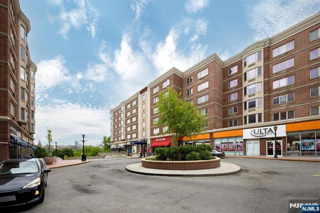 6315 City Place, Edgewater, NJ 07020
