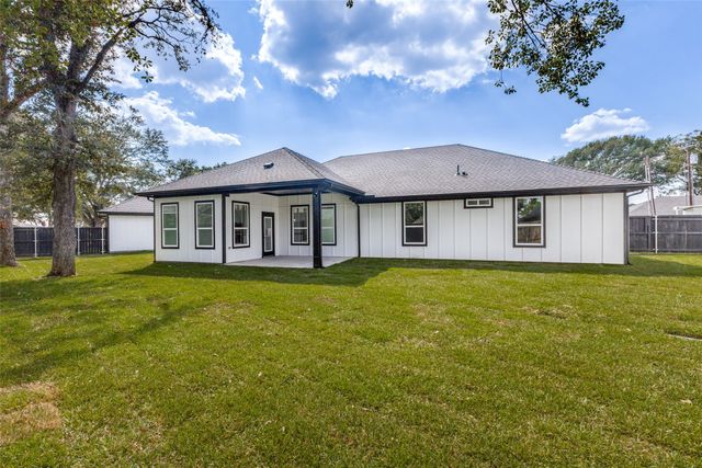 18508 Hickory Circle, Kemp, TX 75143