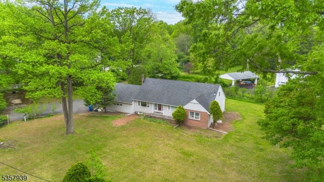 108 Midwood Way, Woodbridge Twp., NJ 07067