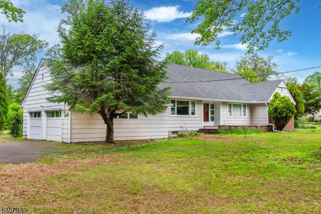 108 Midwood Way, Woodbridge Twp., NJ 07067