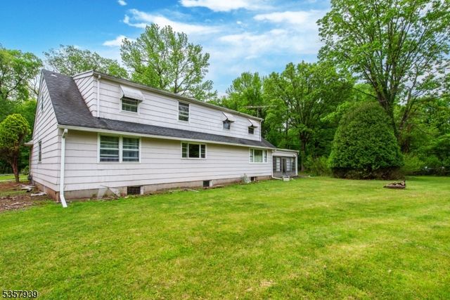 108 Midwood Way, Woodbridge Twp., NJ 07067