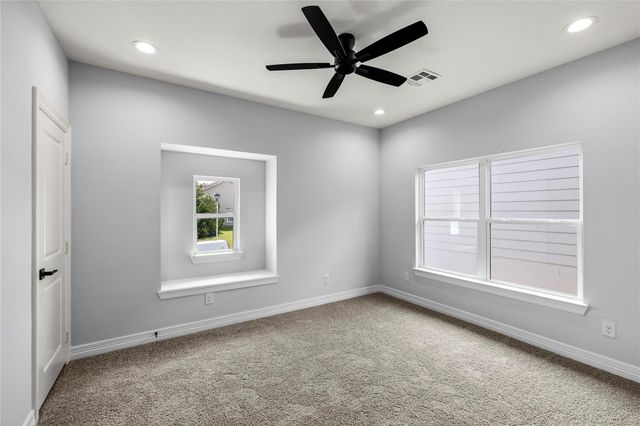 115 Capetown, Montgomery, TX 77356