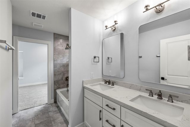 115 Capetown, Montgomery, TX 77356