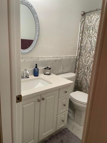 6703 NW 73rd Street, Tamarac, FL 33321