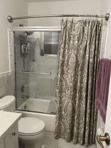 6703 NW 73rd Street, Tamarac, FL 33321