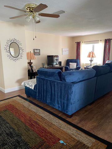 6703 NW 73rd Street, Tamarac, FL 33321