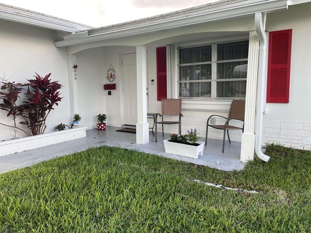 6703 NW 73rd Street, Tamarac, FL 33321