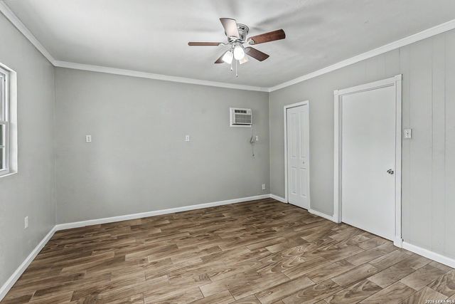 5055 Galahad, San Antonio, TX 78218