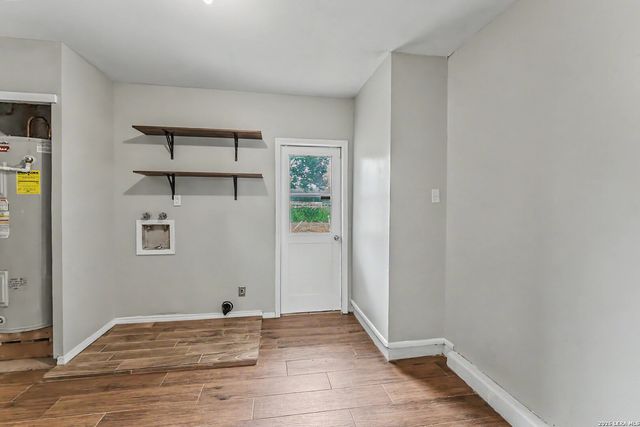 5055 Galahad, San Antonio, TX 78218