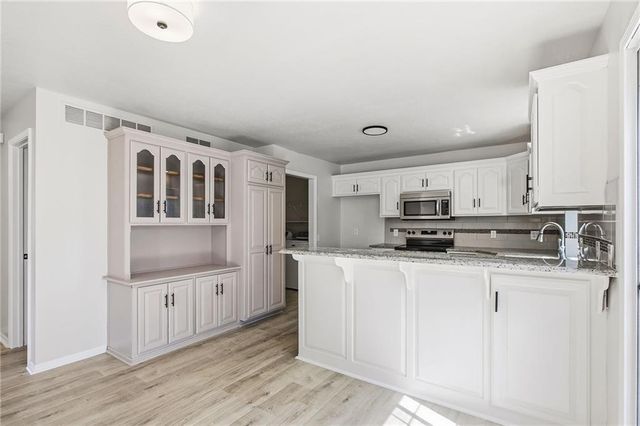 400 Sagamore Road, Excelsior Springs, MO 64024
