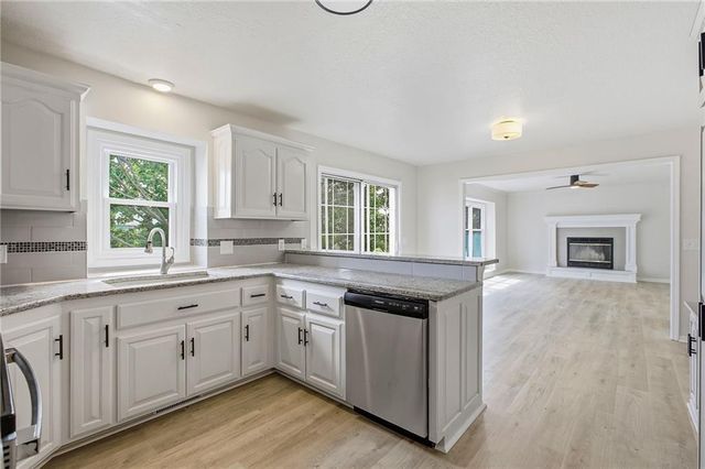 400 Sagamore Road, Excelsior Springs, MO 64024
