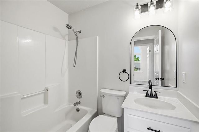 400 Sagamore Road, Excelsior Springs, MO 64024