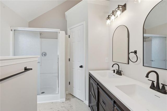 400 Sagamore Road, Excelsior Springs, MO 64024