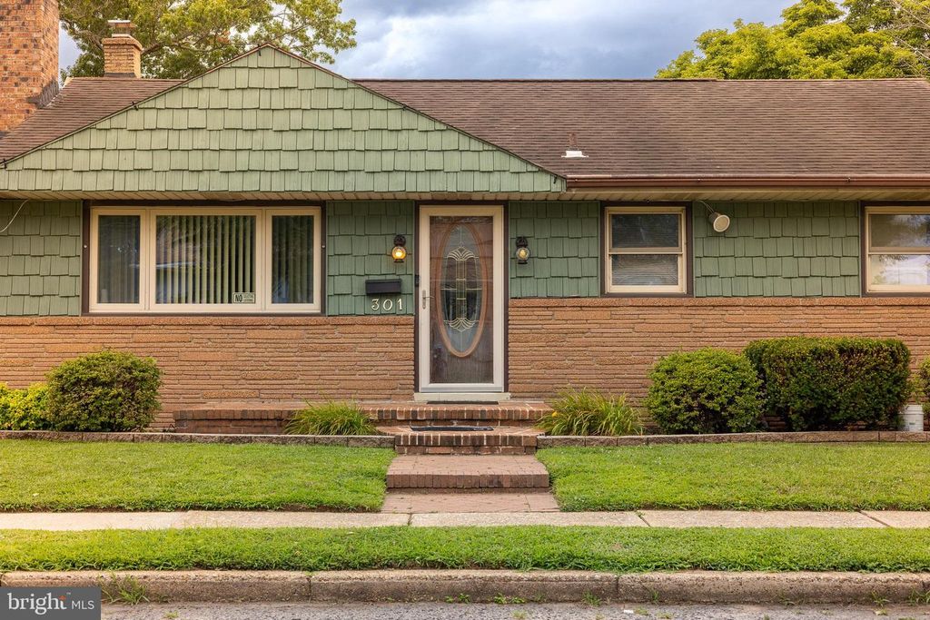 301 LINCOLN AVE, Paulsboro, NJ 08066