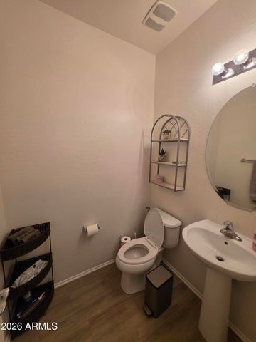 2170 W SCULLY Drive, Phoenix, AZ 85023