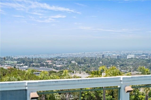 24 Narbonne, Newport Beach, CA 92660