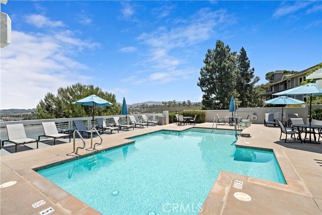 24 Narbonne, Newport Beach, CA 92660