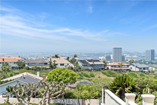 24 Narbonne, Newport Beach, CA 92660