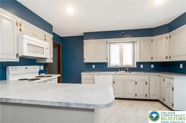312 Columbia Avenue, Palmerton Boro, PA 18071