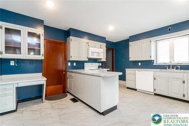 312 Columbia Avenue, Palmerton Boro, PA 18071