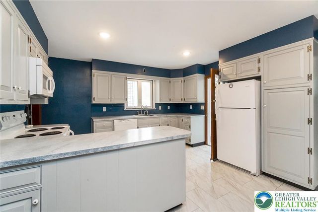 312 Columbia Avenue, Palmerton Boro, PA 18071