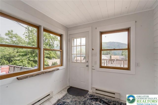 312 Columbia Avenue, Palmerton Boro, PA 18071