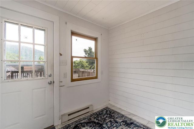 312 Columbia Avenue, Palmerton Boro, PA 18071