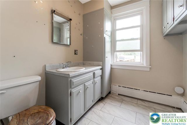 312 Columbia Avenue, Palmerton Boro, PA 18071