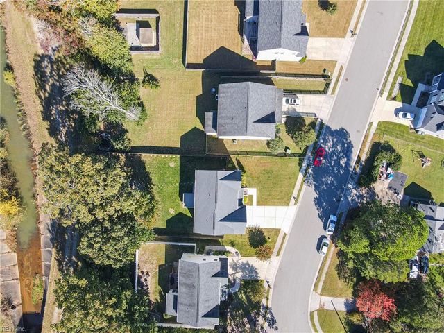 5 Mary Ann DR, Hampton, VA 23666