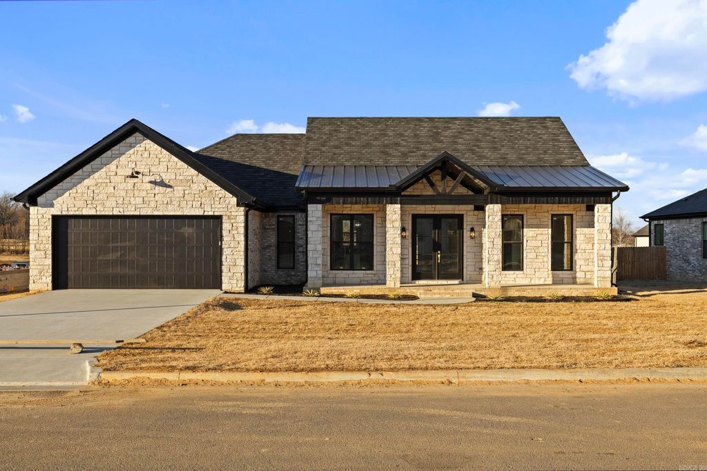 14 Libra Lane, Ward, AR 72176