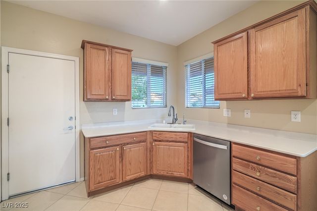 2504 Ashen Light Drive, Henderson, NV 89044