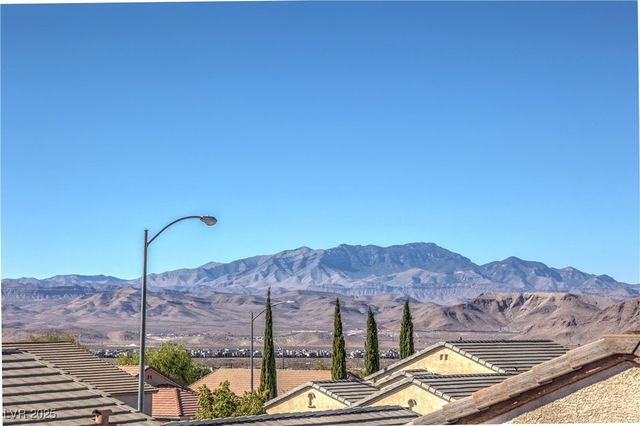 2504 Ashen Light Drive, Henderson, NV 89044