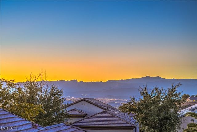 2504 Ashen Light Drive, Henderson, NV 89044