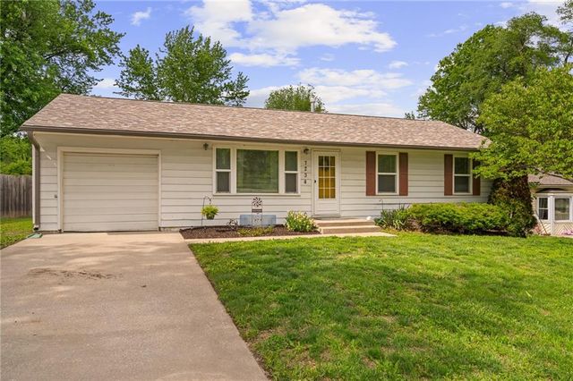 7234 Ridge Avenue, Kansas City, KS 66111